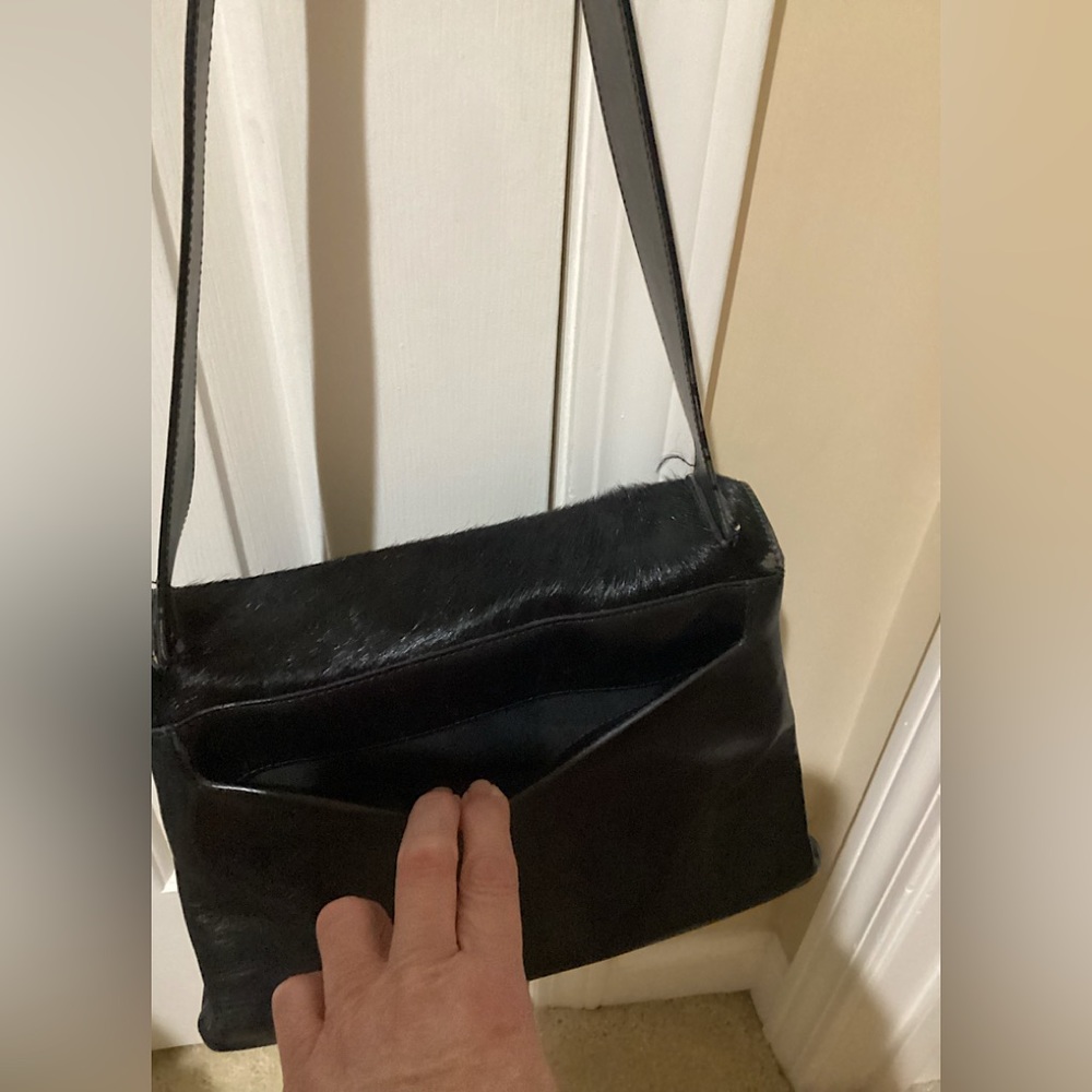 EUC🔥ADRIENNE VITTADINI GORGEOUS VINTAGE FAUX FUR&100%REAL LEATHER BLACK&GOLD!!! - Picture 6 of 10